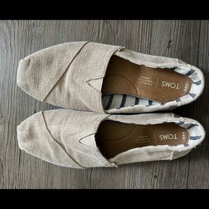 Size 9.5 Women’s Cream Toms